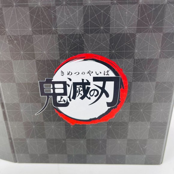 Demon Slayer Kimetsu no Yaiba Collectors Mini Byobu Folding Screen Desktop Art - Picture 4 of 5